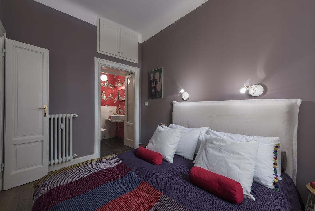 Zebra Rosso Leilighet Milano Rom bilde